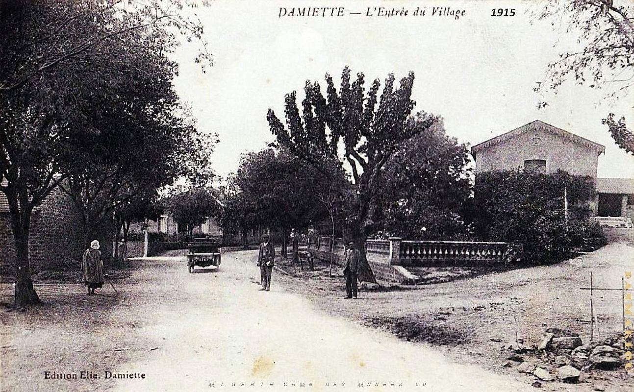 Damiette - Entree du Village - 1915.jpg